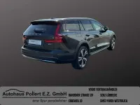Gebraucht Volvo V60 CC 145 PS (106 kW) 2024 Kombi