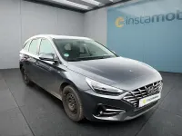 Gebraucht Hyundai i30 120 PS (88 kW) 2022 Grau Kleinwagen