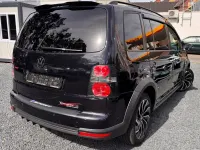 Gebraucht VW Touran Cross 140 PS (102 kW) 2010 Schwarz Van / Kleinbus