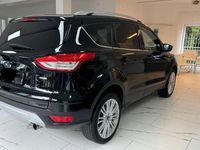 Gebraucht Ford Kuga 150 PS (110 kW) 2016 Schwarz SUV