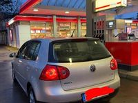 Gebraucht VW Golf V 102 PS (75 kW) 2007 Silber Limousine