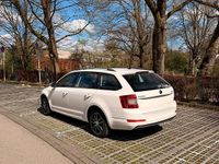 Gebraucht Skoda Octavia 110 PS (80 kW) 2016 Weiß Kleinwagen