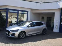 Używany Ford Focus ST-Line X 155 KM (114 kW) 2024 Srebrny Hatchback