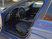 Gebraucht BMW 318 143 PS (105 kW) 2007 Blau Limousine