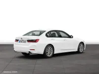 Gebraucht BMW 318 156 PS (114 kW) 2025 Weiß Limousine