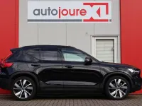 Używany Volvo XC40 Pro 169 kW (231 KM) 2022 Czarny SUV