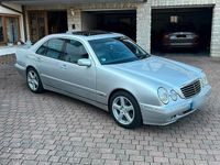 Gebraucht Mercedes E320 Avantgarde 224 PS (164 kW) 2001 Silber Limousine