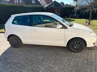 Gebraucht VW Polo 60 PS (44 kW) 2009 Weiß Kleinwagen