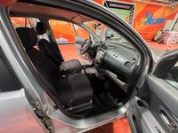 Gebraucht Daihatsu Sirion 87 PS (63 kW) 2007 Silber Kleinwagen