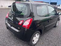 Second-hand Renault Twingo Expression 75 CP (55 kW) 2013 Negru Hatchback