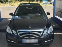 Gebraucht Mercedes E220 170 PS (125 kW) 2011 Schwarz Kombi