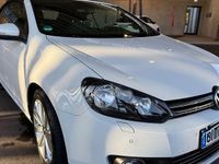 Gebraucht VW Golf Cabriolet Life 140 PS (102 kW) 2013 Weiß Cabrio