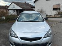 Gebraucht Opel Astra GTC 200 PS (147 kW) 2015 Silber Coupé