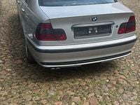 Gebraucht BMW 320 150 PS (110 kW) 1999 Silber Limousine
