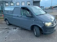 Gebraucht VW Transporter 150 PS (110 kW) 2018 Grau Van