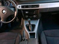 Gebraucht BMW 325 218 PS (160 kW) 2008 Blau Limousine