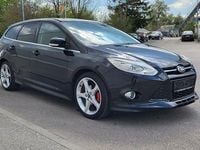 Usado Ford Focus ST-Line 125 CV (91 kW) 2014 Negro Familiar
