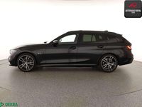 Gebraucht BMW 330e M Sport 252 PS (185 kW) 2021 Saphirschwarz Kombi