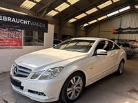 Gebraucht Mercedes E220 170 PS (125 kW) 2010 Weiß Coupé