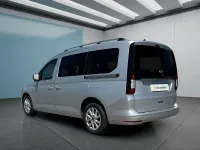 Gebraucht Ford Tourneo 122 PS (89 kW) 2024 Van / Kleinbus