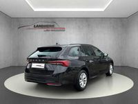 Gebraucht Skoda Octavia Selection 150 PS (110 kW) 2025 Schwarzmagic perleffekt Kombi