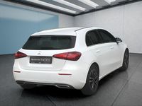 Gebraucht Mercedes A220 190 PS (139 kW) 2024 Weiß Limousine