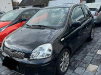 Gebraucht Toyota Yaris 87 PS (63 kW) 2001 Schwarz Kleinwagen