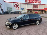 Gebraucht VW Passat Highline 150 PS (110 kW) 2017 Schwarz Kombi