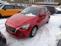Gebraucht Mazda 2 Center-Line 90 PS (66 kW) 2015 Rot Limousine
