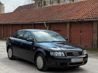 Gebraucht Audi A4 102 PS (75 kW) 2002 Blau Limousine