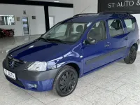 Gebraucht Dacia Logan Lauréate 86 PS (63 kW) 2008 Dacia blau marine Limousine