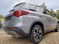 Gebraucht Suzuki Vitara 129 PS (94 kW) 2022 Grau SUV