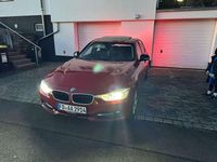 Gebraucht BMW 320 184 PS (135 kW) 2014 Rot Limousine