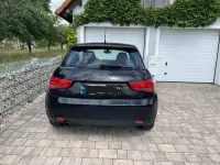 Gebraucht Audi A1 Attraction 86 PS (63 kW) 2011 Schwarz Kleinwagen