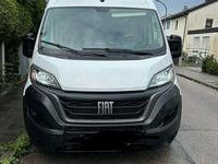 Gebraucht Fiat Ducato 140 PS (102 kW) 2023 Weiß Van