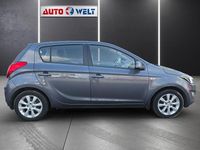 Gebraucht Hyundai i20 86 PS (63 kW) 2014 Grau Kleinwagen