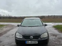Gebraucht VW Golf V 105 PS (77 kW) 2004 Schwarz Kleinwagen