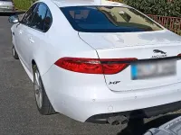 Gebraucht Jaguar XF R-Sport 180 PS (132 kW) 2017 Weiß Limousine
