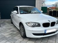 gebraucht BMW 118 d / 8-Fach bereift / Sparsam