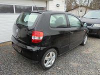 Second-hand VW Fox 75 CP (55 kW) 2007 Negru Hatchback
