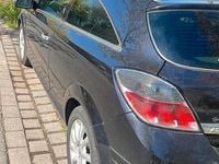 Gebraucht Opel Astra GTC 90 PS (66 kW) 2009 Schwarz Coupé