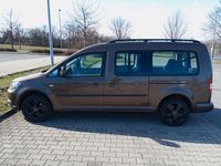 Gebraucht VW Caddy Maxi Trendline 102 PS (75 kW) 2011 Braun Van / Kleinbus