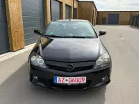 Gebraucht Opel Tigra 90 PS (66 kW) 2008 Schwarz Cabrio
