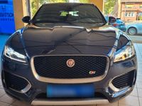 Gebraucht Jaguar F-Pace First Edition 300 PS (220 kW) 2017 Blau SUV