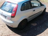 Gebraucht Ford Fiesta 70 PS (51 kW) 2004 Silber Kleinwagen