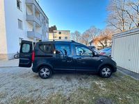 Gebraucht Dacia Dokker Stepway 116 PS (85 kW) 2017 Schwarz Van / Kleinbus