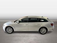 Gebraucht Skoda Superb Style 200 PS (147 kW) 2023 Brilliant silber (metallic) Kombi