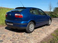 Usata Seat Leon 75 CV (55 kW) 2000 Blu Utilitaria