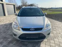 Gebraucht Ford Focus Style 101 PS (74 kW) 2008 Silber Kombi