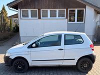 Gebraucht VW Fox 54 PS (39 kW) 2008 Weiß Kleinwagen